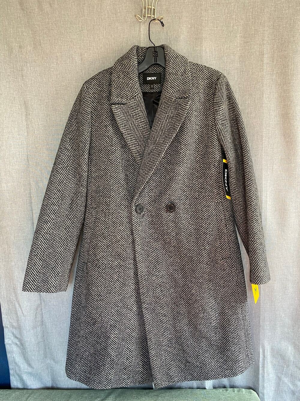NWT DKNY Women’s Herringbone Double-Breasted Fashion Coat Size M (Style DL5MWQ68